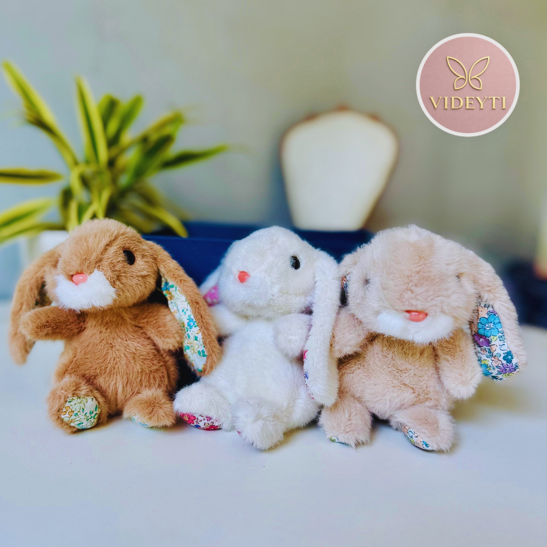 Blossom Hop Keychain Bag Charm