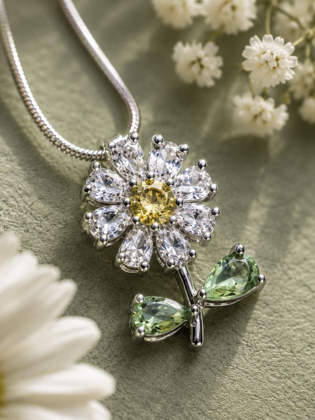 Daisy Bloom Pendant Necklace