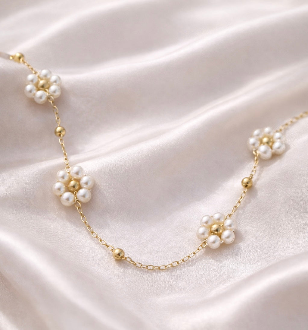 Pearl Daisy Station Necklace