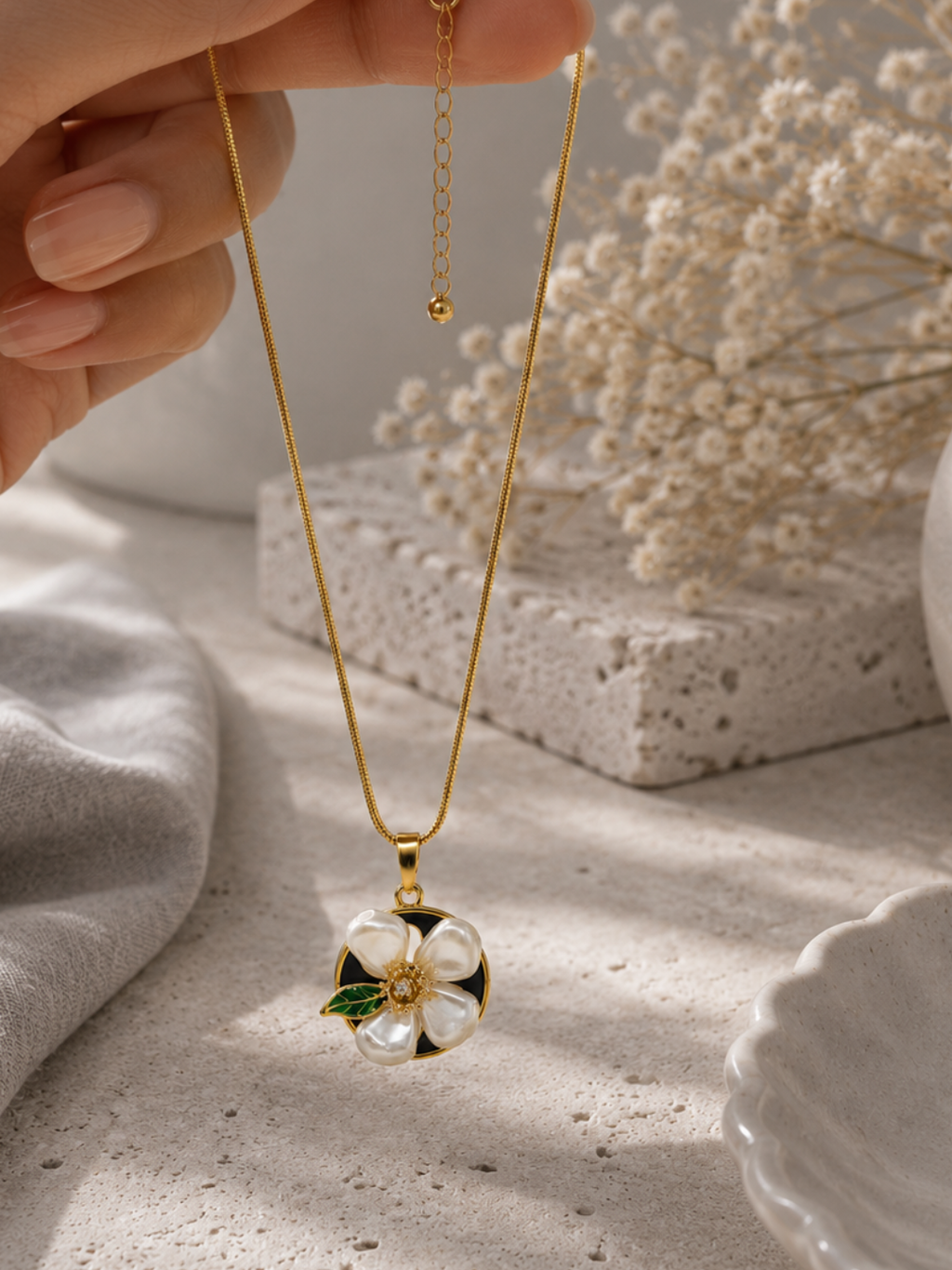 Golden Pearl Flower Pendant Necklace