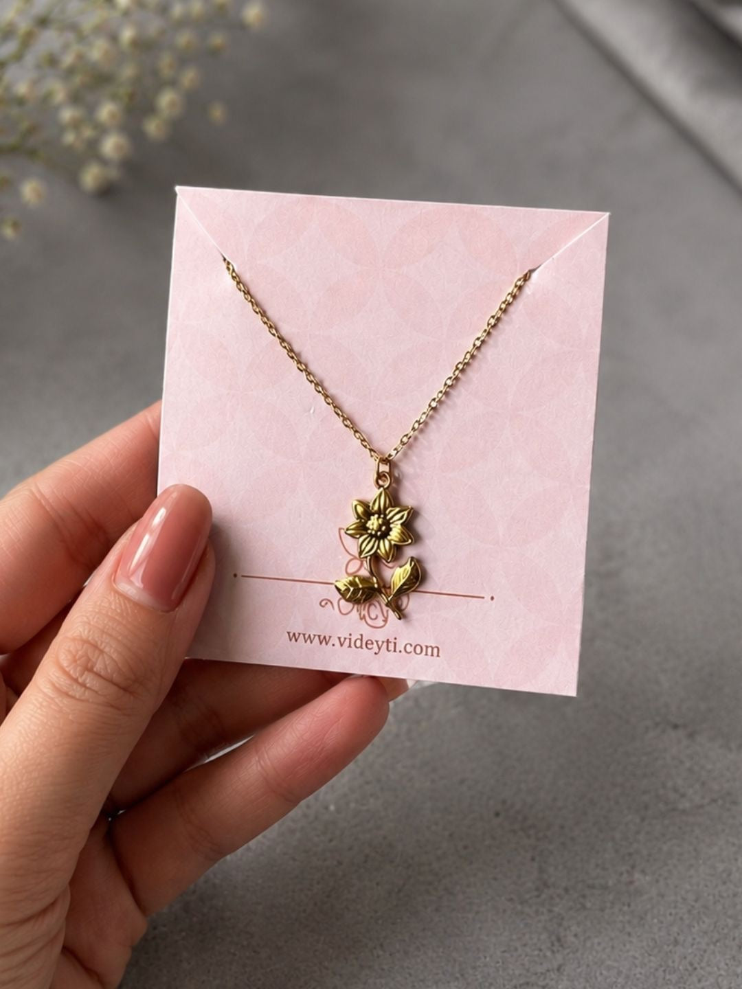 Golden Flora Charm