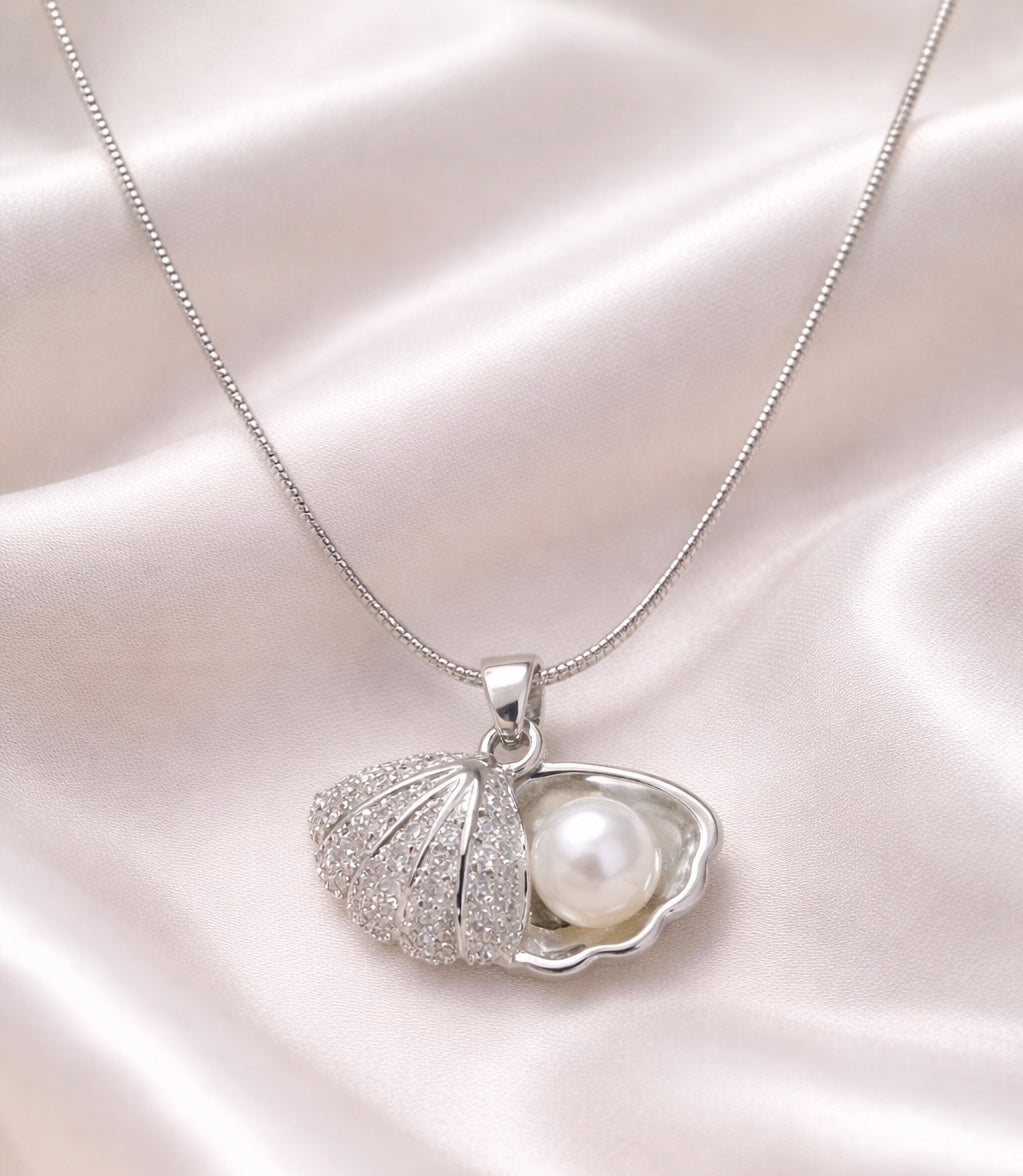 Silver Oyster Pearl Shell Pendant Necklace
