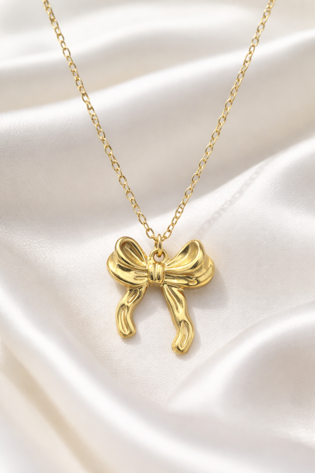 Classic Ribbon Bow Pendant Necklace