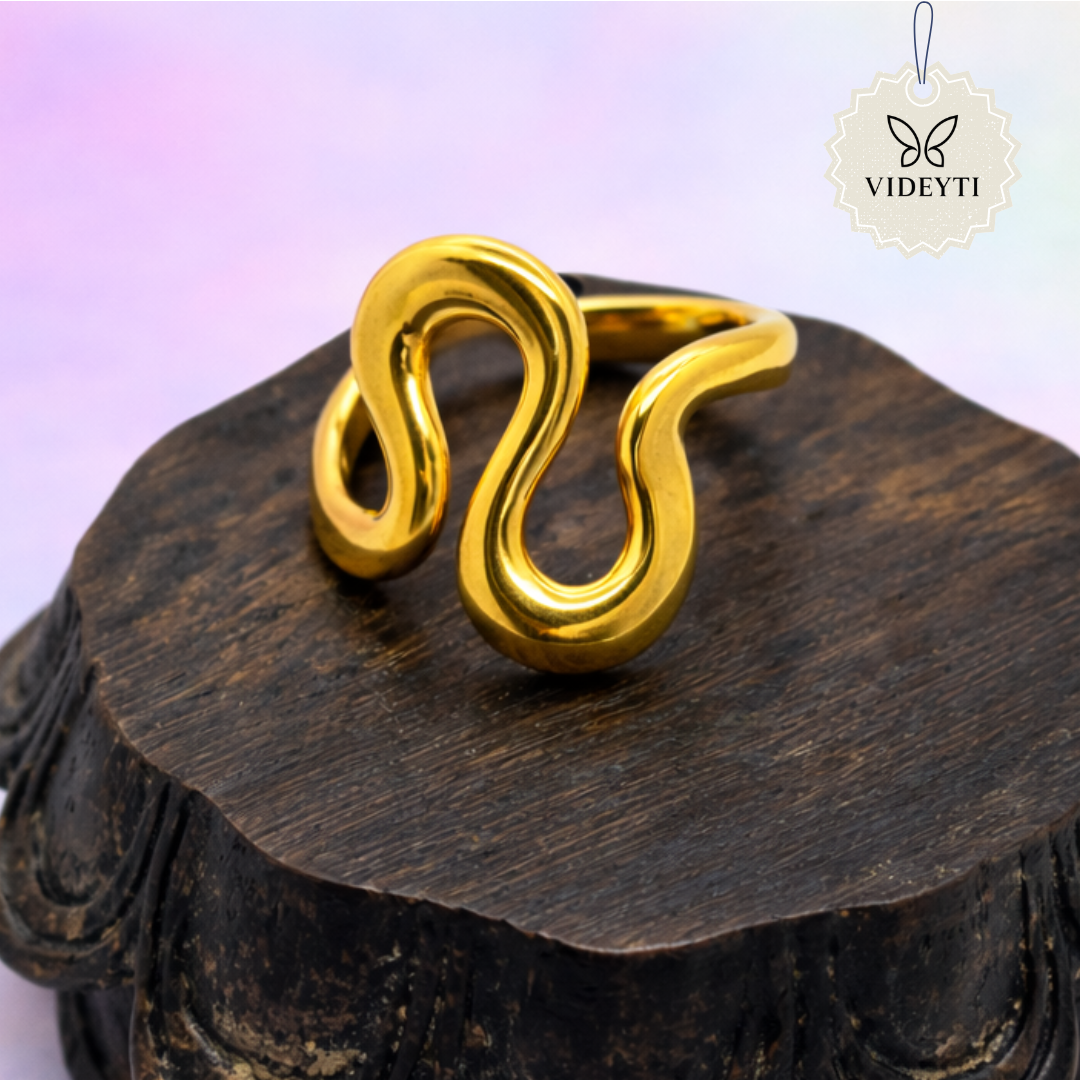 Celeste Charm Crystal Bow Ring